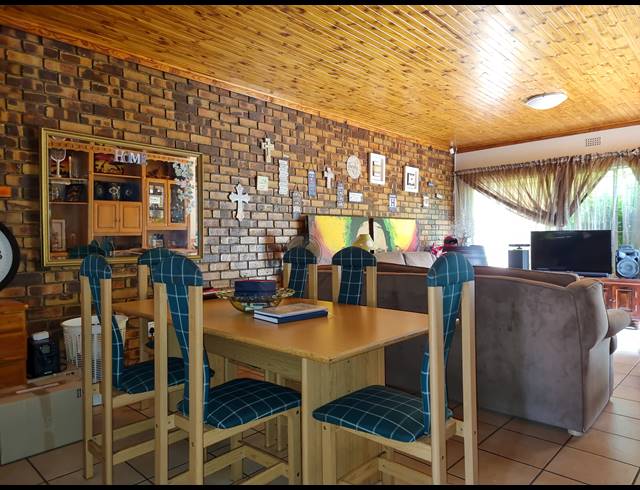 3 BEDROOM CLUSTER RENTED IN RANDHART